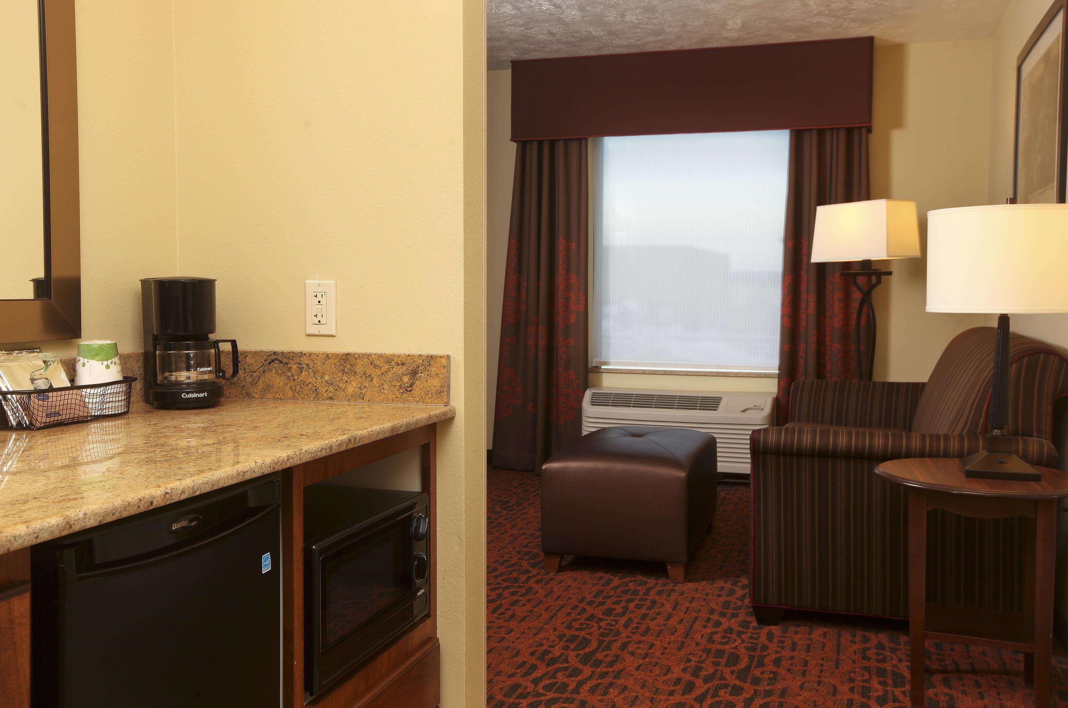 Hampton Inn & Suites Fargo Medical Center Екстериор снимка