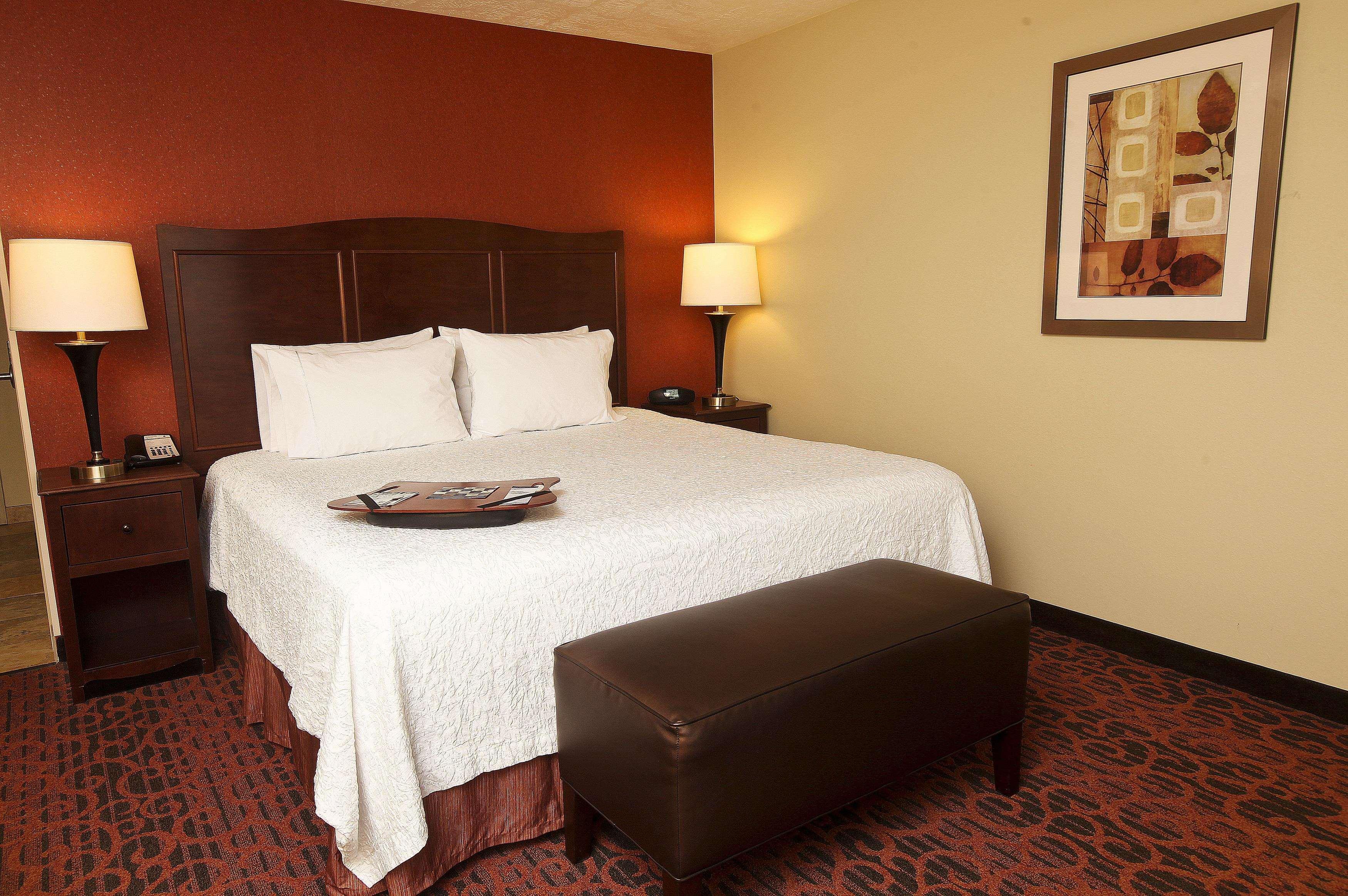 Hampton Inn & Suites Fargo Medical Center Екстериор снимка